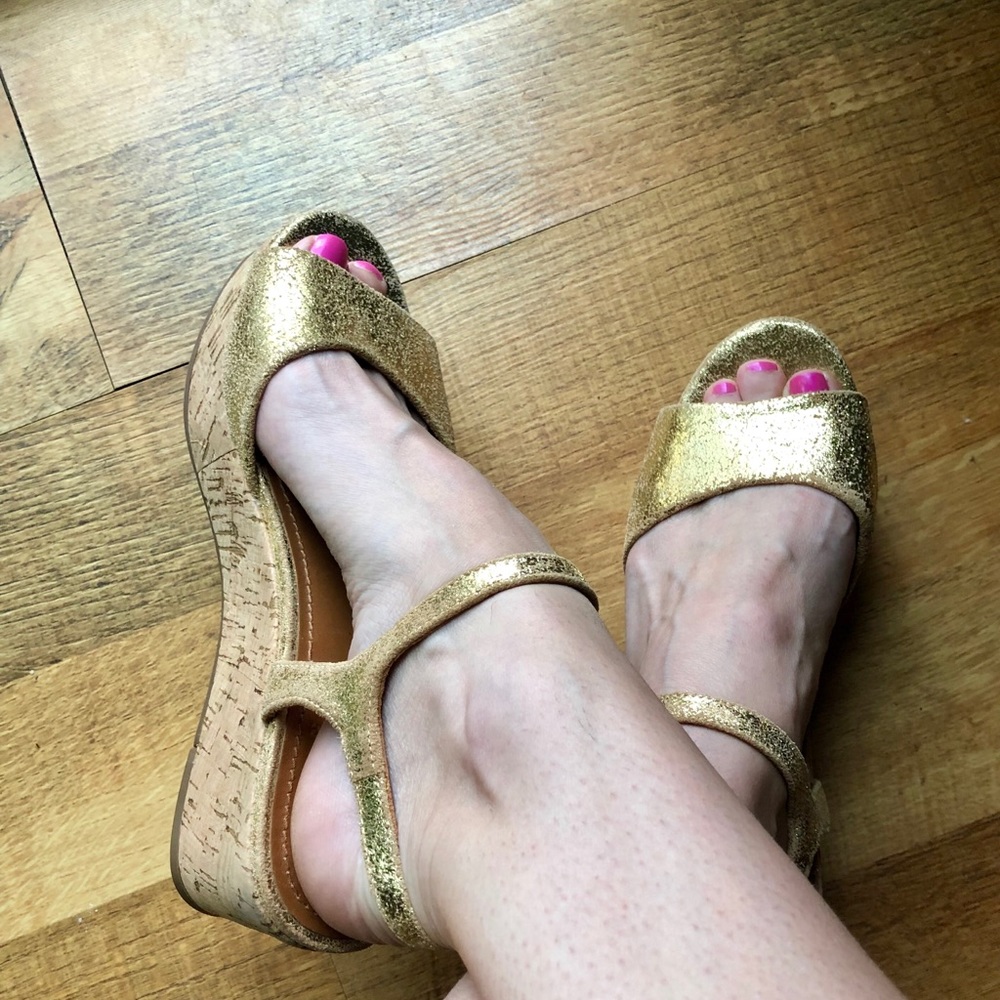BARELY Worn Tory Burch Cork Sandals